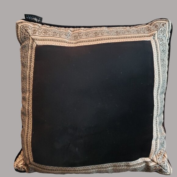 J. Queen New York Guiliana 18" Square Decorative Pillow Black Velvet Pair - Picture 4 of 8